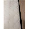 Image 8 : SPRING AIR FOUR SEASONS ENLIGHTEN QUEEN SIZE MATTRESS