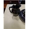 Image 3 : PORCELAIN JUG AND BOWL SET SIGNED ROSIE 76