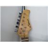 Image 2 : Crescent Electric Guitar