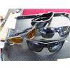 Image 1 : 4-Oakley Sunglasses - 4 X $