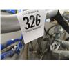 Image 2 : Blue Eddie Bauer Mountain Bike