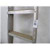Image 2 : Aluminum 5' Stepladder