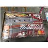 Image 1 : Blackstone 36" Griddle Cooking Station