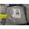 Image 2 : 3-Oversized Velvet Plush Throw - 3 X $