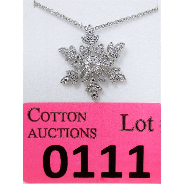 Multi Diamonds Set Snowflake Pendant 