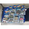 Image 1 : 25 New Hot Wheels in Sealed Packages