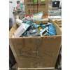 Image 1 : Skid of Assorted Amazon Overstock Goods