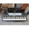 Image 1 : Yamaha E203 Keyboard - No stand