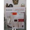 Image 1 : Brookstone Heated Throw - Beige & White