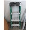 Image 1 : Werner 4' F/G Stepladder