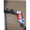 Image 1 : Milwaukee 3/8" Electric Drill