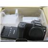 Image 2 : Canon EOS R