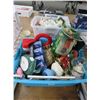 Image 3 : Bin of Asst. Christmas Décor