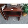 Image 1 : Cherry Side Table