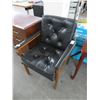 Image 1 : Black Leather Button Tufted Armchair