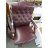 Image 1 : Burgandy Leatehr Button Tufted Executive Ofice Chair