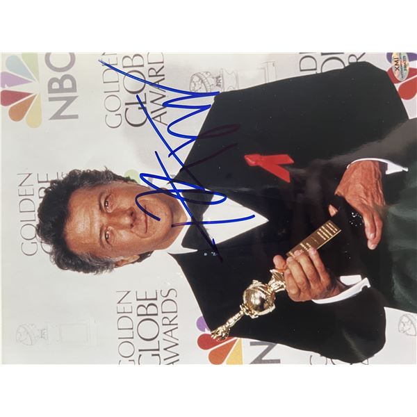 Dustin Hoffman signed photo. GFA authenticated