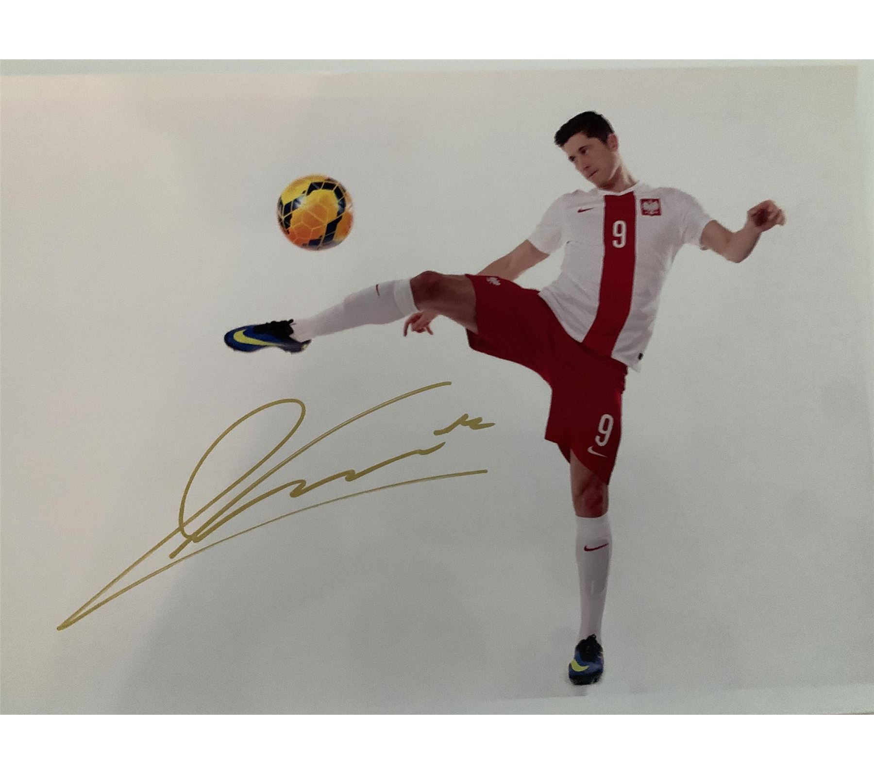 Poland Soccer Captain Robert Lewandowski signed photo