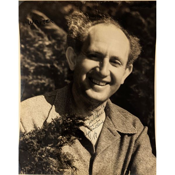 Upton Close signed photo