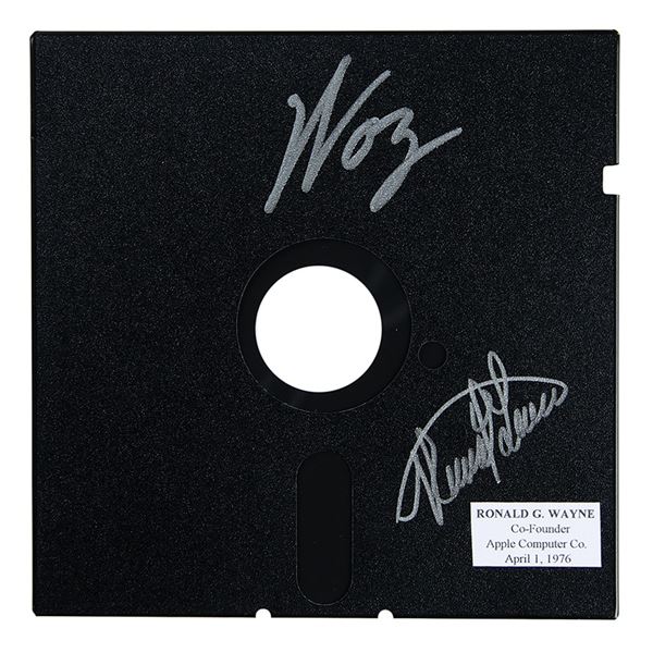 Apple: Wozniak and Wayne Signed Floppy Disk