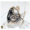 Image 1 : 925 SILVER RING SIZE 8.75 FLOWERS