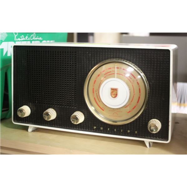 PHILIPS SHORT WAVE RADIO (WORKING)