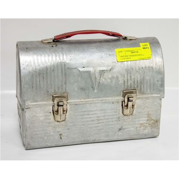 VINTAGE THERMOS METAL LUNCHBOX