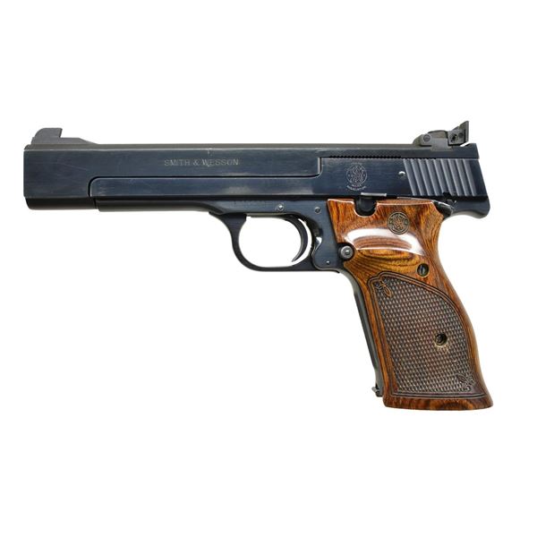 SMITH & WESSON MODEL 41 RIMFIRE TARGET PISTOL.