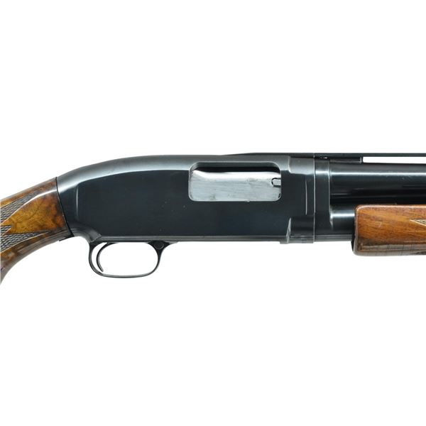 WINCHESTER MODEL 12 TRAP STYLE PUMP SHOTGUN.