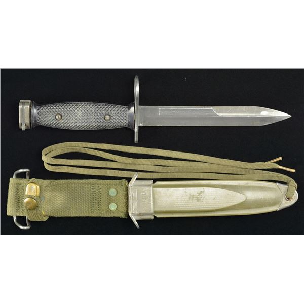 VIETNAM ERA US M7 BOC BAYONET.