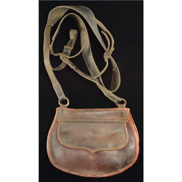 LEATHER HUNTING BAG.
