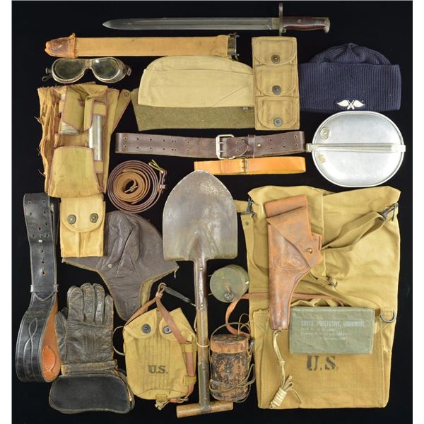 LARGE LOT OF US MILITARIA FROM 1880 TO 1960.