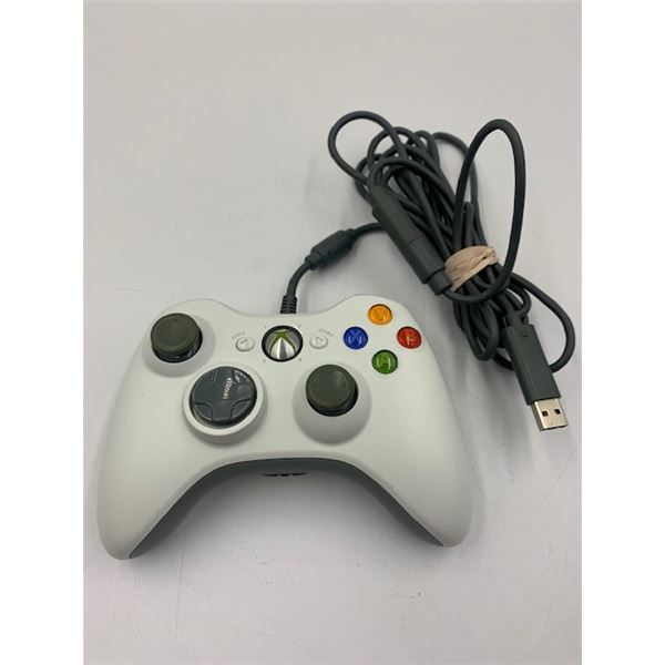 XBOX 360 controller, white