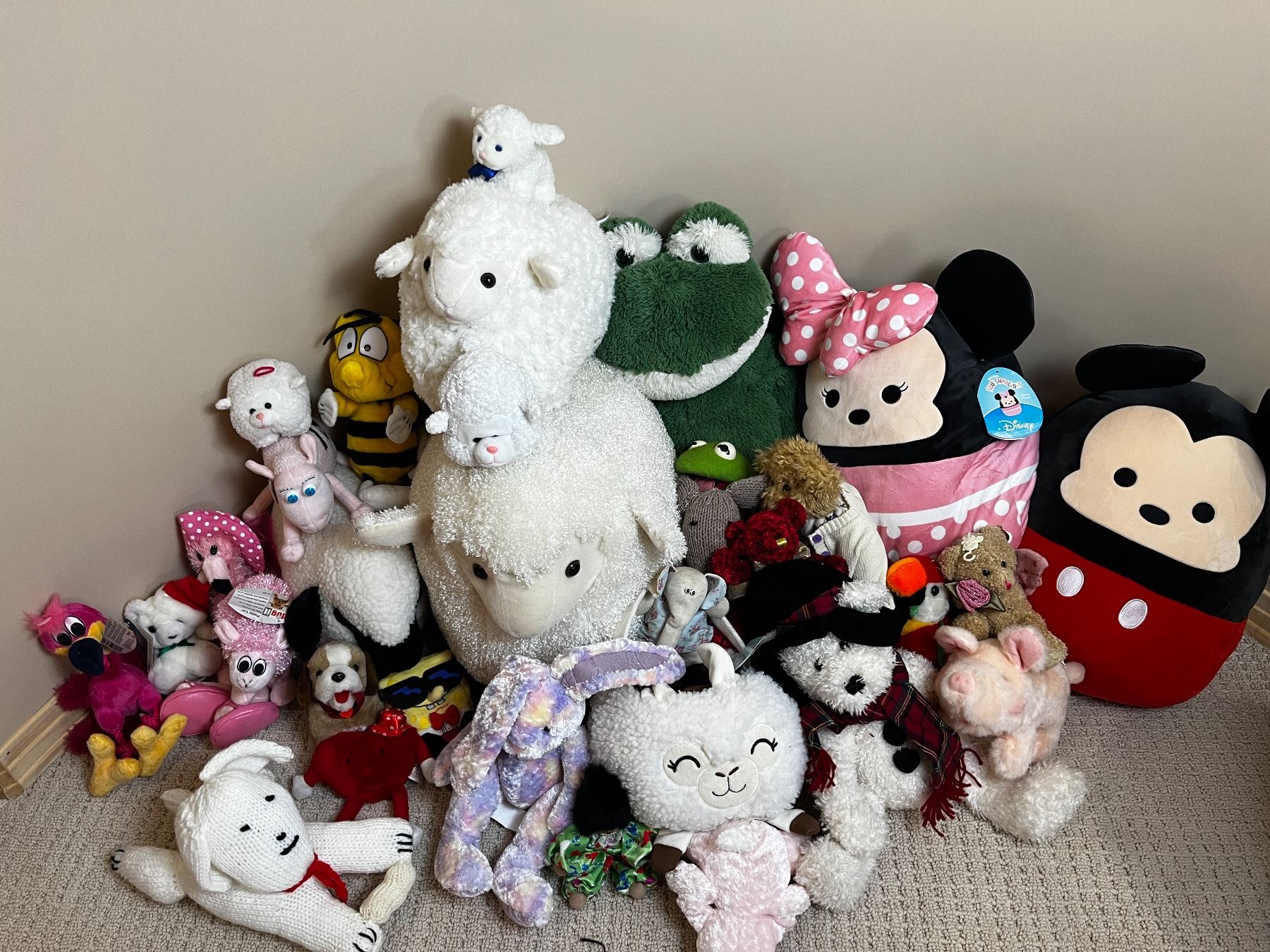 Assorted Stuffed Animals Sunrise Estate Services Ltd assorted-stuffed-animals-sunrise-estate-services-ltd