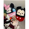 Image 2 : Assorted Stuffed Animals