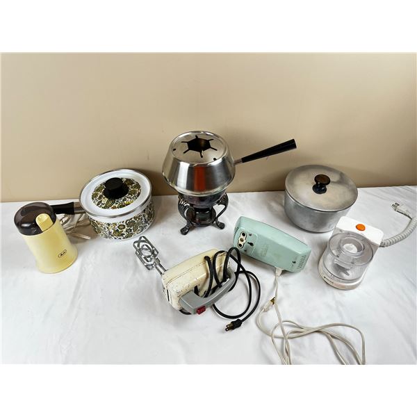 Vintage Kitchen Lot