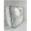 Image 2 : Brand New King Size Polyester Duvet