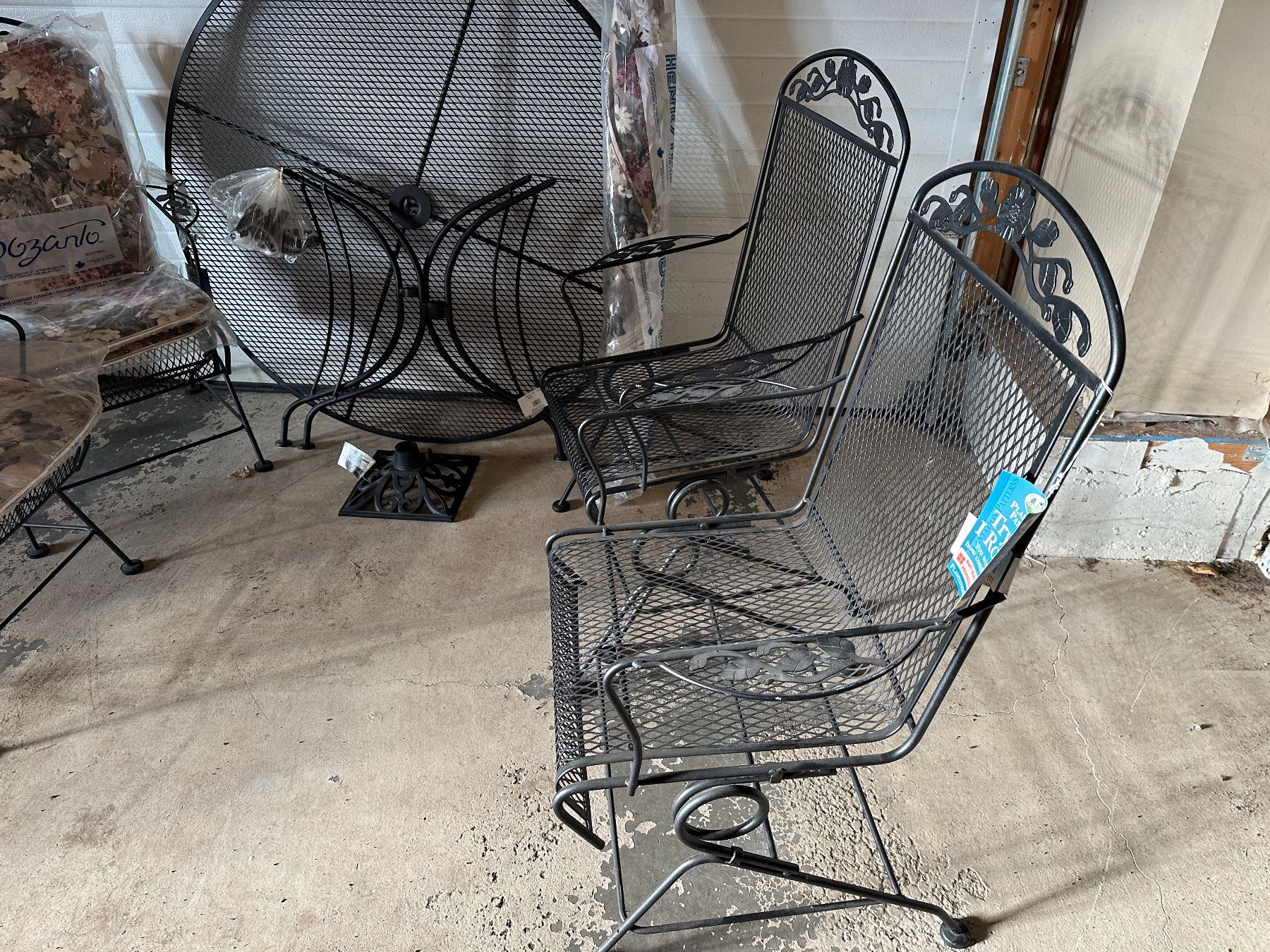 Outdoor Patio Set Plantation Patterns Sunrise Estate Services Ltd