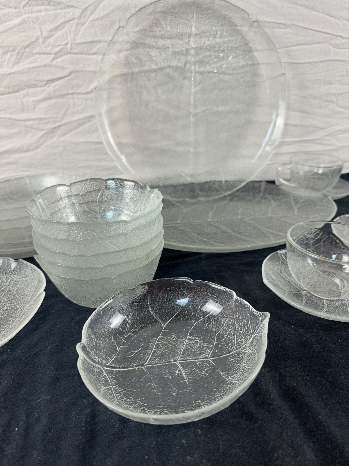 Arcoroc Aspen Leaf Pattern Dishes - Sunrise Estate Services Ltd