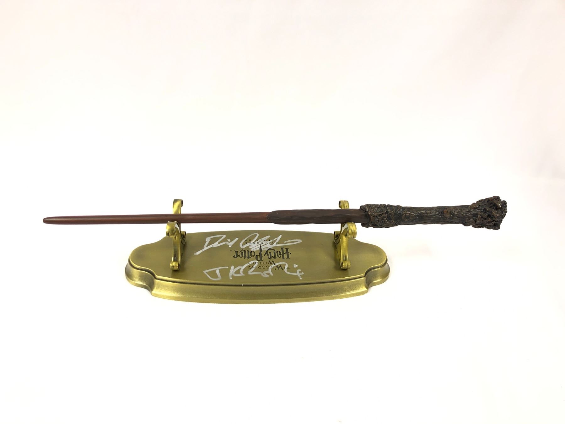 Harry Potter Daniel Radcliffe Signd Wand Stand harry-potter-daniel-radcliffe-signd-wand-stand