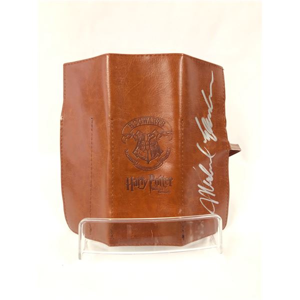 Harry Potter Michael Gambon Signd Pouch