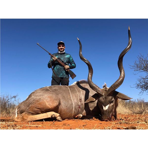 South African Safari for up to 4 hunters- $1000 credit towards trophy fee per hunter. Restless Afric