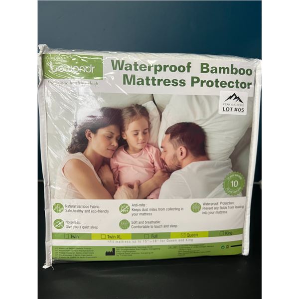 Lot of 1 Waterproof Bamboo Mattress Protector - Queen Size