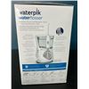 Image 2 : Lot of 1 Waterpik Aquarius Water Flosser