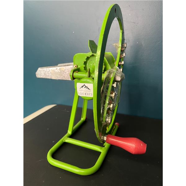 Lot of 1 Vintage Slicer (*Used)