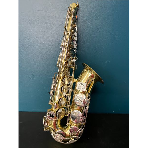Lot of 1 YAMAHA Saxophone (*Used)