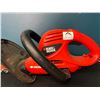 Image 2 : Lot of 1 Black and Decker Hedge Trimmer (*Used)