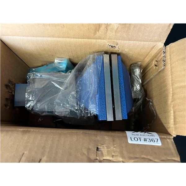 Lot of 1 Bench Vice