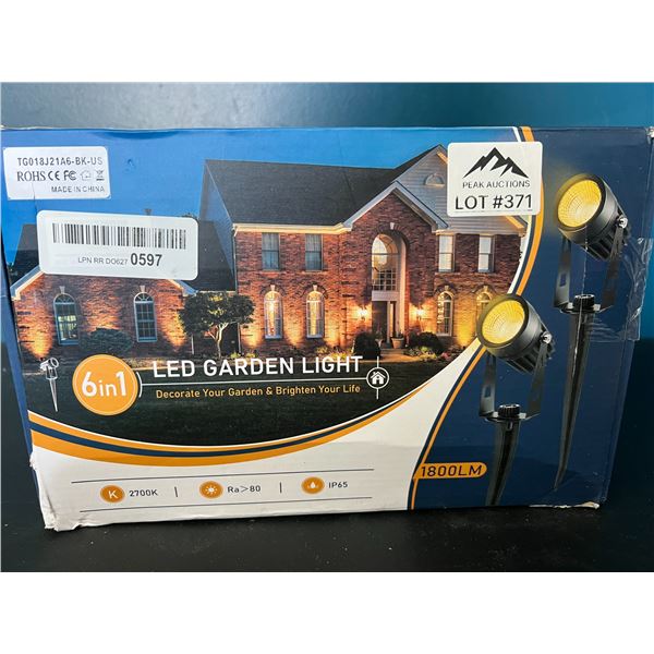 Lot of 1 6-in-1 LED Garden Light Set
