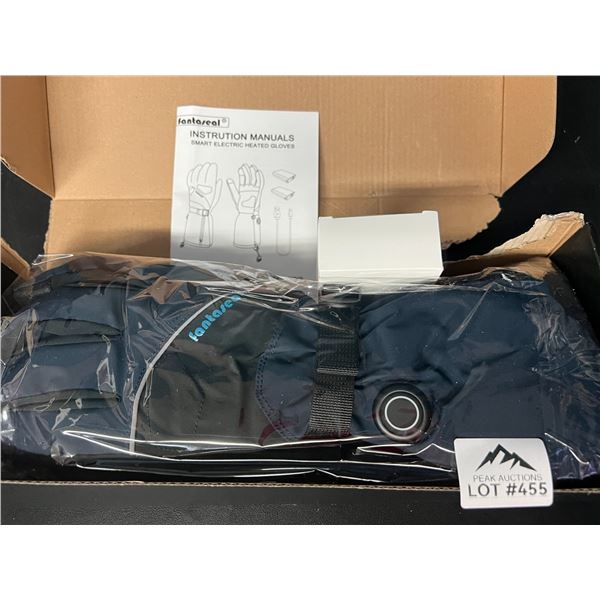 Lot of 1 Pair of Heated Gloves w/ Powerbanks